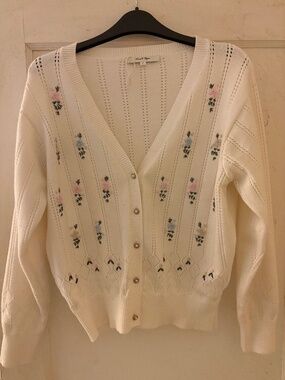 Simple Retro Embroidered Floral White Cardigan, Size S